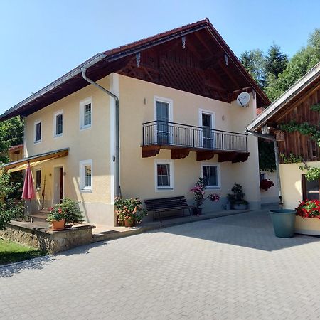 Landhof Ella - Ferienhaus Vor Den Toren Salzburgs Petting Екстер'єр фото